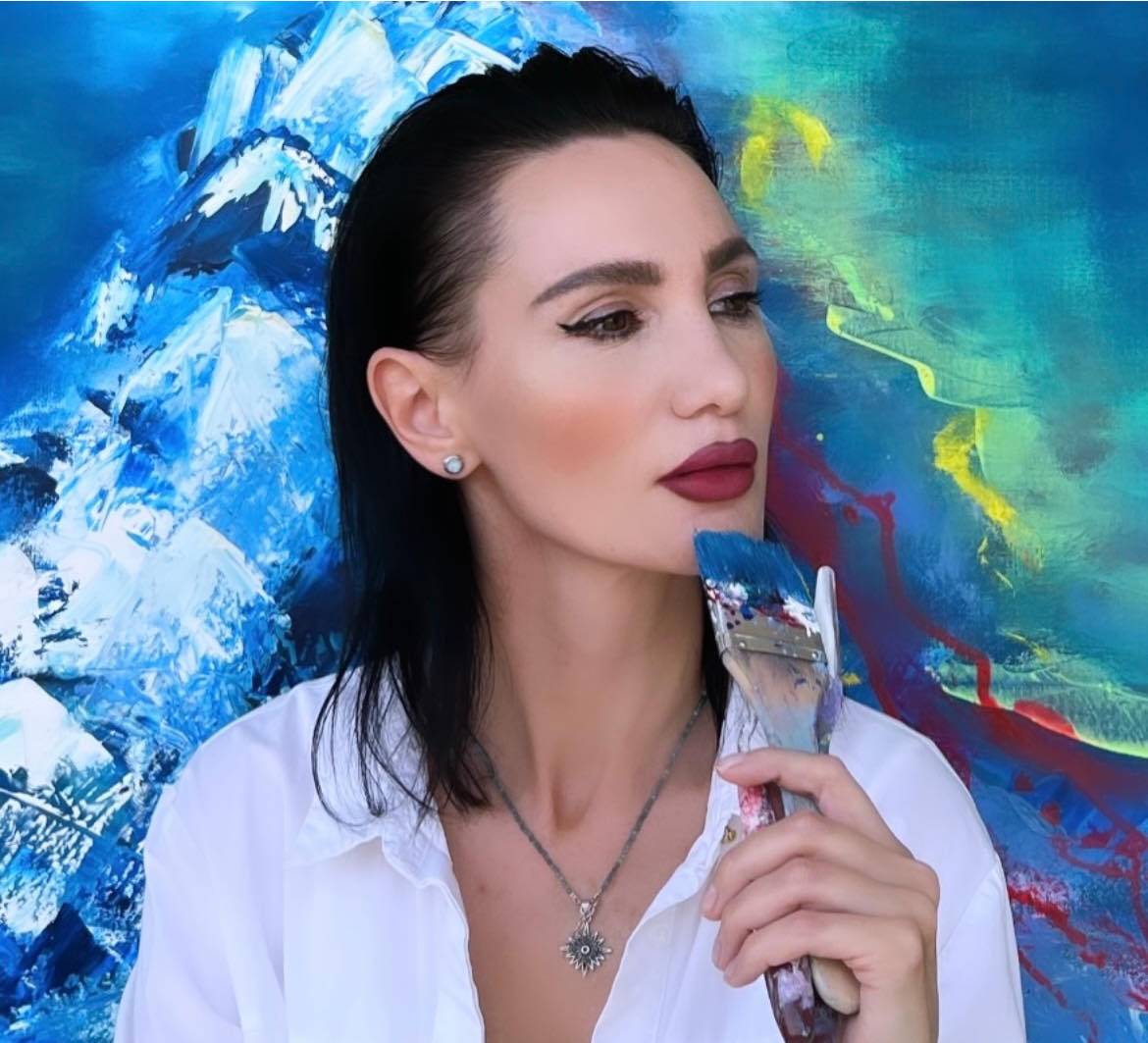 Лілія Постіл