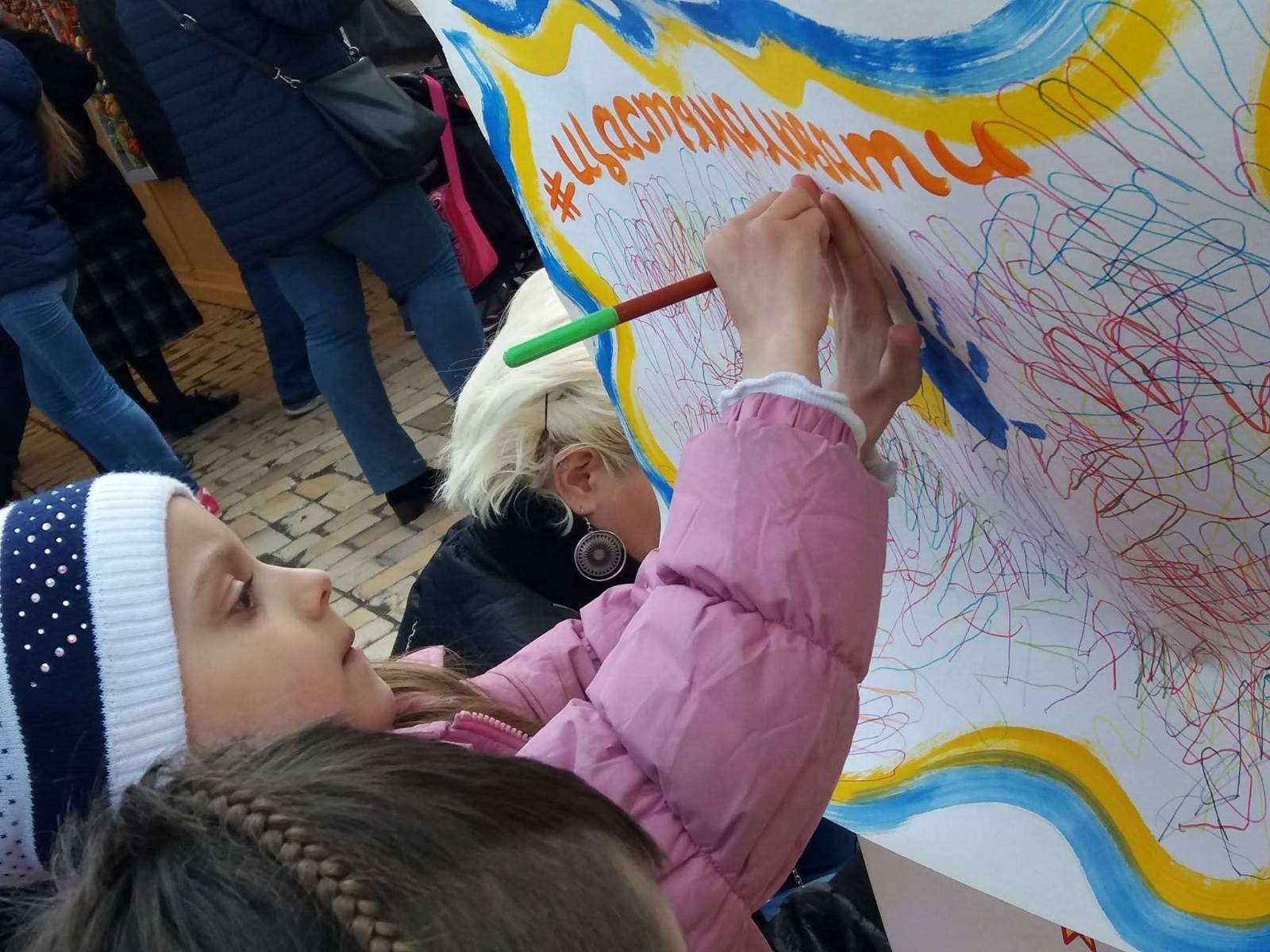 Великодній марафон «Щастя малювати» на Софійській площі — фото 9