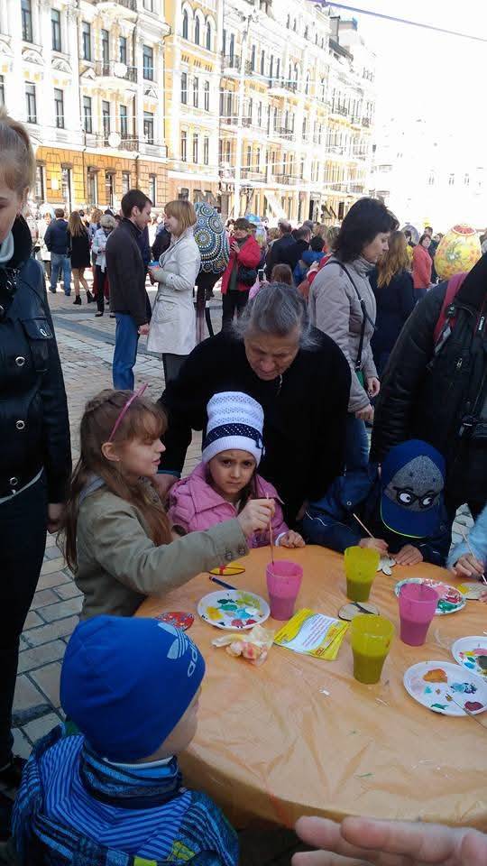 Великодній марафон «Щастя малювати» на Софійській площі — фото 16