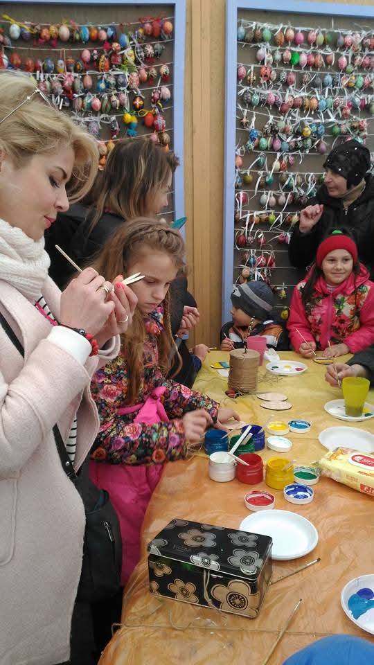 Великодній марафон «Щастя малювати» на Софійській площі — фото 25