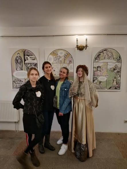 Виставка «Анна Ярославна. Мальована стрічка» у Брамі Заборовського — фото 70