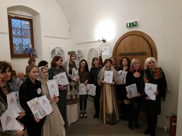 Виставка «Анна Ярославна. Мальована стрічка» у Брамі Заборовського — фото 71