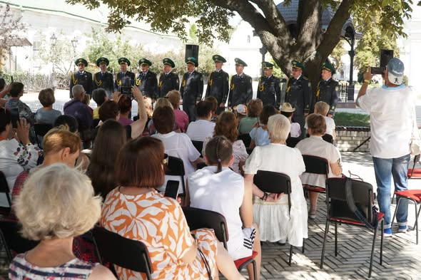 Концерт під каштанами патріотичного фестивалю «На Варті Світла» — фото 12