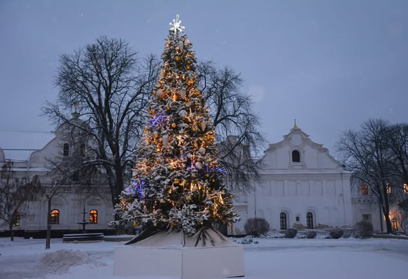 Резиденція Святого Миколая та виставка «Святий Миколай. Історія у картинках» — фото 27